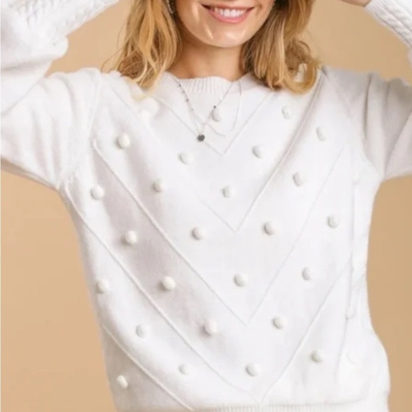 Simplee White Pom Pom Knit Sweater Chic Textured Cozy Winter Pullover. - Picture 8 of 8